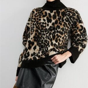 Commense Wool Blend Leopard Print Turtleneck Knit Top
